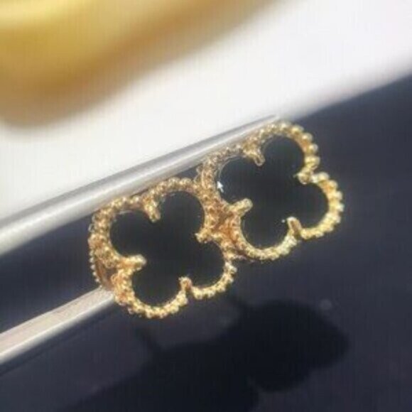 Authentic Van Cleef & Arpels Vintage Alhambra Earrings - Picture 2 of 8